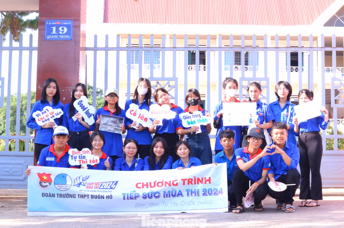 Thảo Phương tâm sự, trước đây em có lối sống khá khép kín, ngại tham gia các hoạt động tập thể. Sau đó, em đã đặt ra mục tiêu phấn đấu. Thảo Phương tham gia nhiều hoạt động của Đoàn. Qua các hoạt động, nữ sinh dần mở lòng, tự tin và trưởng thành hơn.