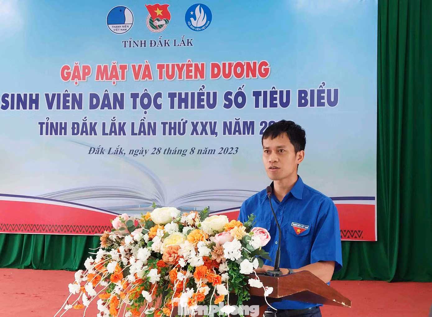 Anh Y Lê Pas Tơr - Phó Bí thư thường trực Tỉnh Đoàn Đắk Lắk phát biểu tại chương trình