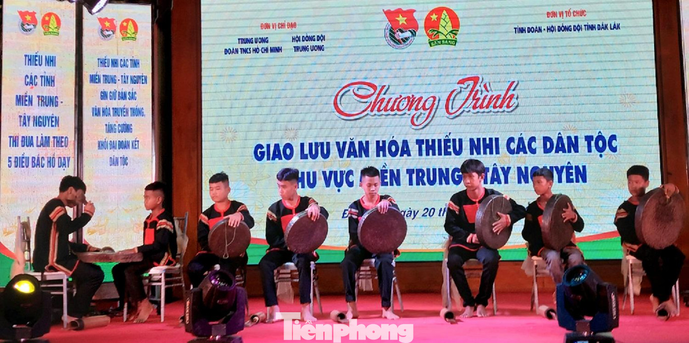 Thanh thiếu nhi thành phố Buôn Ma Thuột giữ gìn phát huy bản sắc văn hóa Thanh thiếu nhi thành phố Buôn Ma Thuột giữ gìn phát huy bản sắc văn hóa