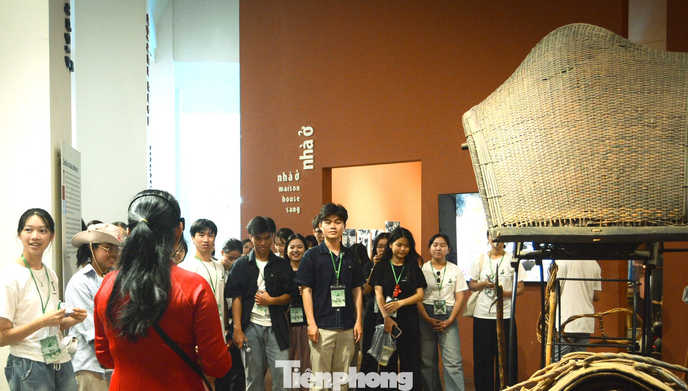 Trại hè nằm trong khuôn khổ chiến dịch “Hoa phượng đỏ” tỉnh Đắk Lắk năm 2024 Trại hè nằm trong khuôn khổ chiến dịch “Hoa phượng đỏ” tỉnh Đắk Lắk năm 2024