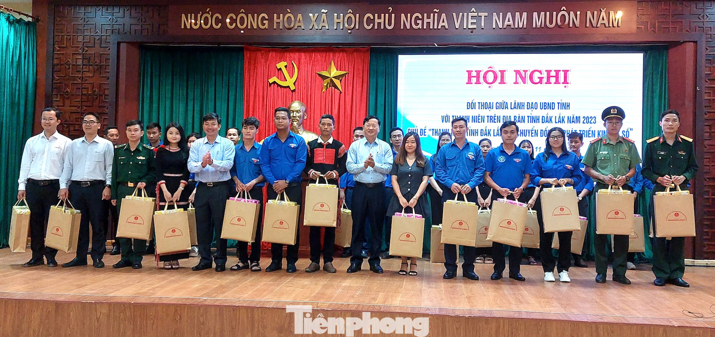 Đoàn viên thanh niên là lực lượng tiên phong trong chuyển đổi số
