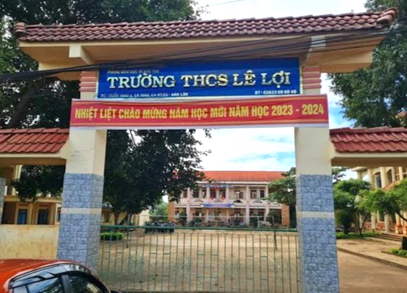Ngôi trường nơi cô P.Q.A từng công tác Ngôi trường nơi cô P.Q.A từng công tác