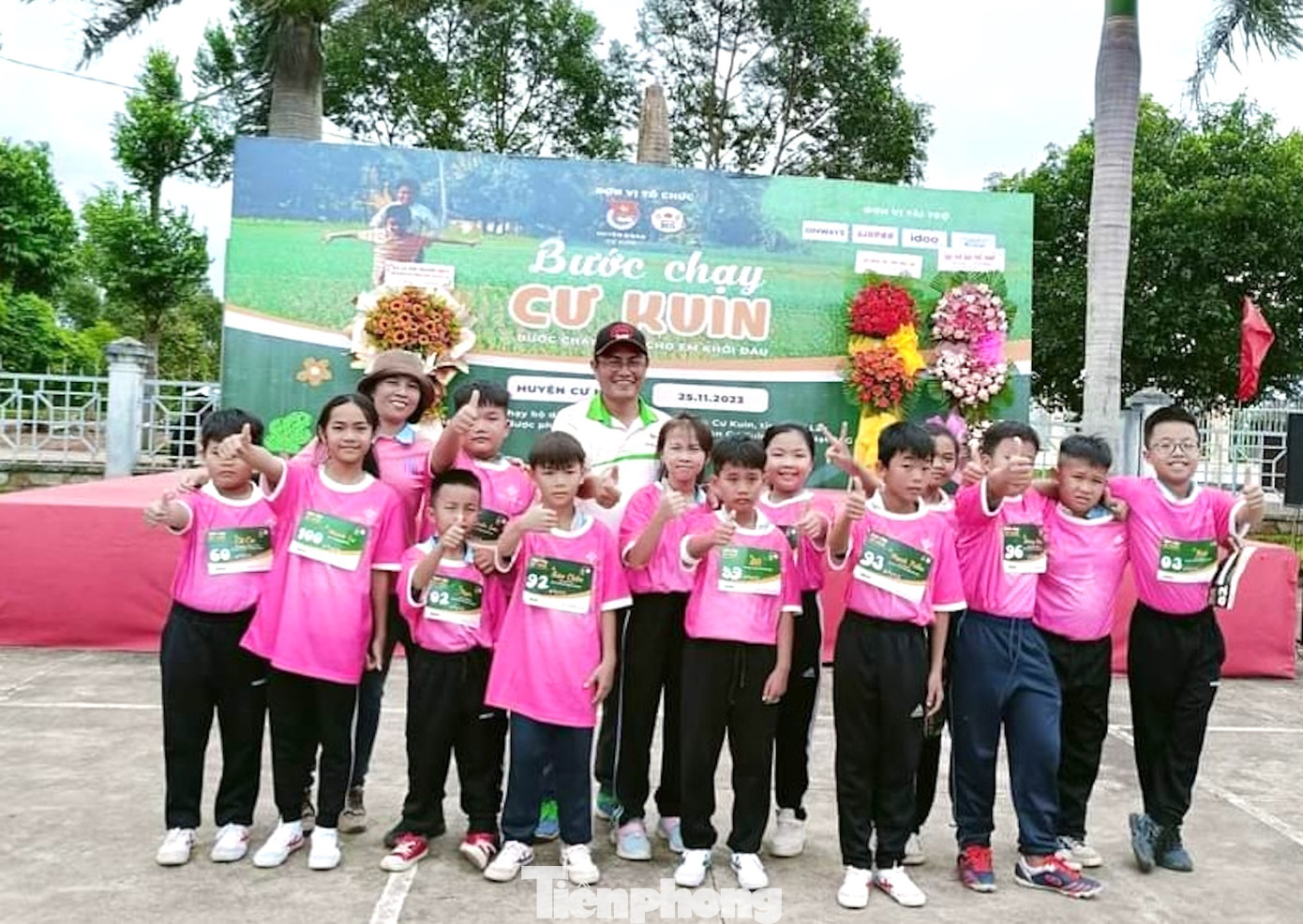 Học sinh một trường huyện Cư mgar tham gia chương trình Học sinh một trường huyện Cư mgar tham gia chương trình