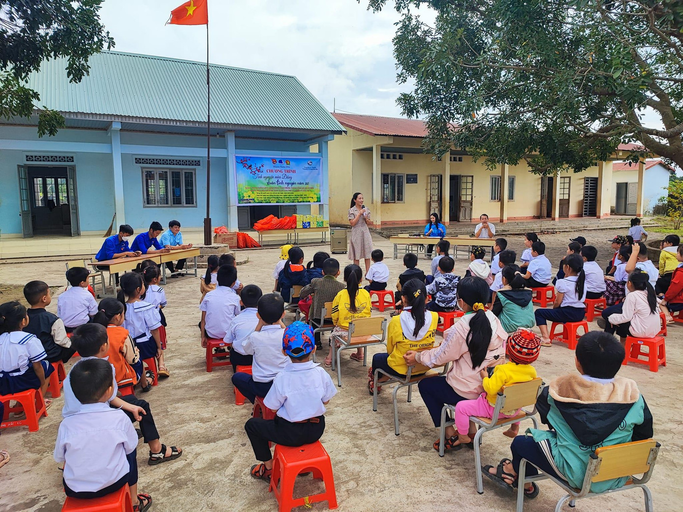 Nhiều hoạt động của tuổi trẻ huyện Buôn Đôn Nhiều hoạt động của tuổi trẻ huyện Buôn Đôn