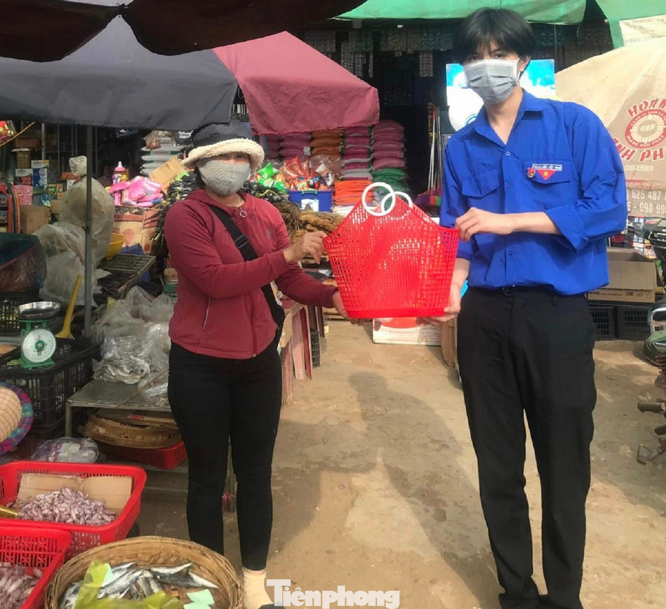 Thông qua các hoạt động đã góp phần tuyên truyền, vận động người dân giữ gìn vệ sinh, không vứt rác bừa bãi… từng bước hình thành nếp sống văn minh, có trách nhiệm hơn với môi trường của mỗi cá nhân trong xã hội. Bằng những hành động cụ thể, tuổi trẻ tỉnh Đắk Lắk đã thể hiện trách nhiệm đối với môi trường và ý thức bảo vệ màu xanh sự sống, vì ngôi nhà chung của nhân loại.