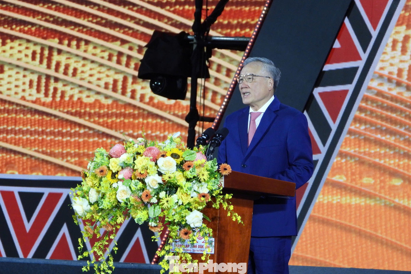 Phó Thủ tướng Thường trực Chính phủ Nguyễn Hòa Bình phát biểu tại buổi lễ