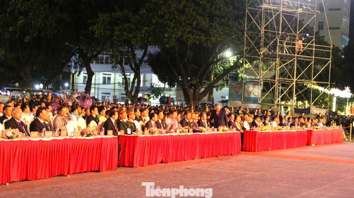 Đại biểu tham dự lễ kỷ niệm