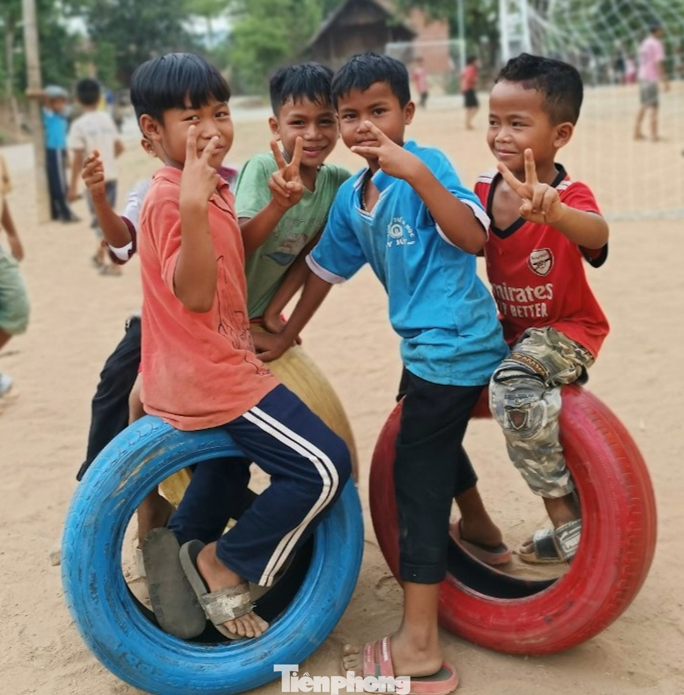 Nhiều hoạt động chăm lo cho trẻ em vùng sâu xa được các cơ sở đoàn triển khai Nhiều hoạt động chăm lo cho trẻ em vùng sâu xa được các cơ sở đoàn triển khai