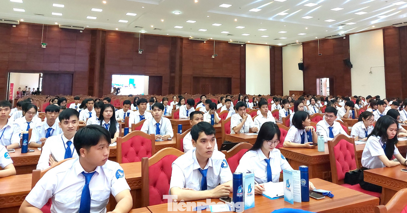 250 đại biểu tham gia đại hội đại biểu Hội sinh viên Việt Nam tỉnh Đắk Lắk 250 đại biểu tham gia đại hội đại biểu Hội sinh viên Việt Nam tỉnh Đắk Lắk