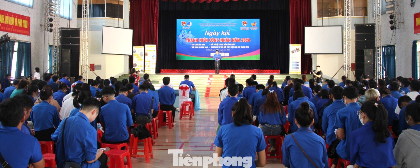 Đoàn viên, thanh niên công nhân tham gia ngày hội Đoàn viên, thanh niên công nhân tham gia ngày hội