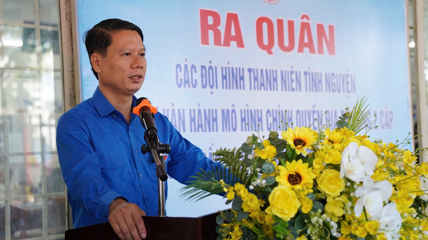 Tại lễ ra quân, anh Lương Minh Tùng - Phó Chủ tịch Ủy Ban MTTQ Việt Nam tỉnh, Bí thư Tỉnh Đoàn Đắk Lắk đã phát động đến 102 xã, phường trên địa bàn tỉnh thành lập Đội thanh niên xung kích, tình nguyện hỗ trợ vận hành mô hình chính quyền 2 cấp và cung cấp dịch vụ công trực tuyến tại các xã, phường.