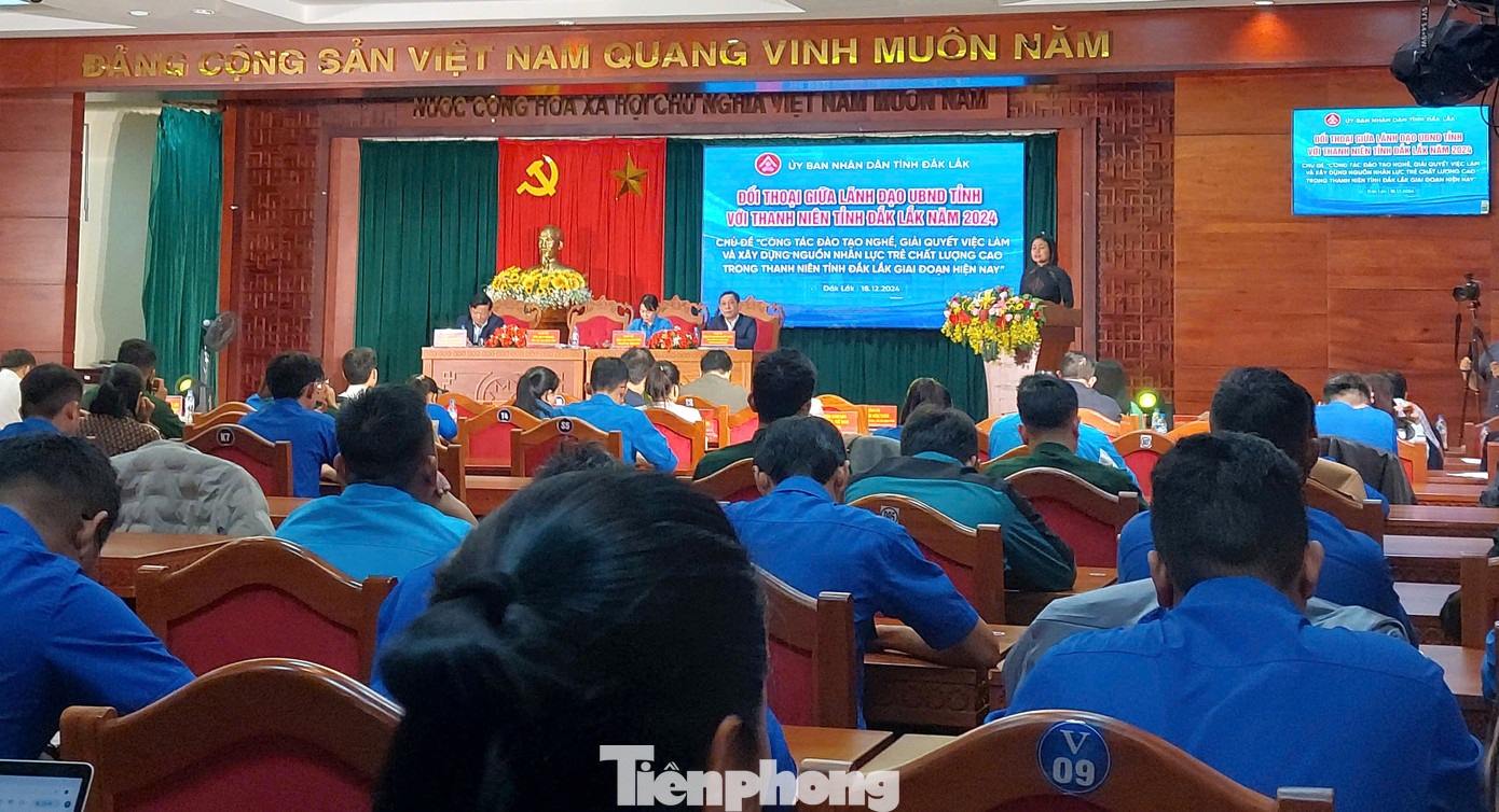 Thanh niên tỉnh Đắk Lắk tham gia hội nghị đối thoại.