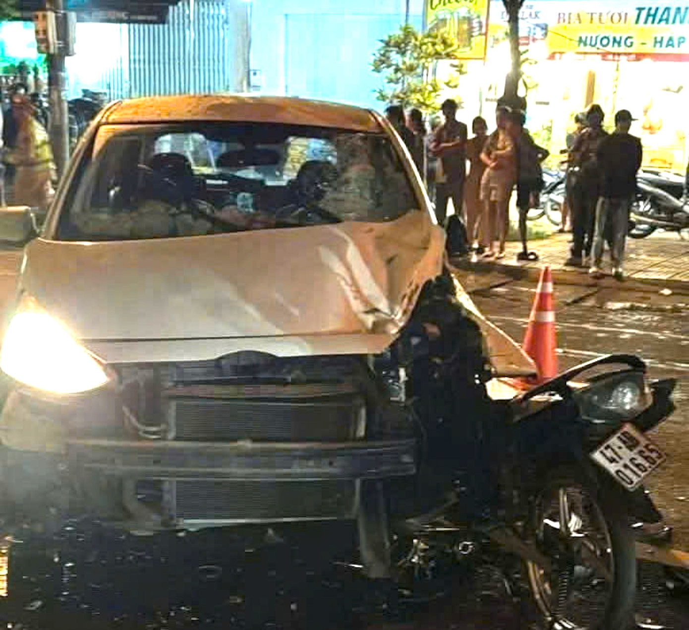 Hiện trường vụ tai nạn. Hiện trường vụ tai nạn.