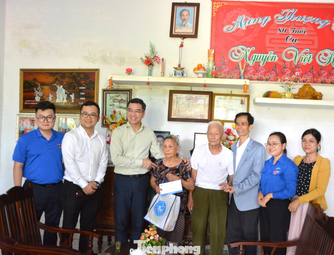 Nhiều hoạt động ý nghĩa tại chương trình “Khám bệnh vì một Việt Nam khỏe mạnh hơn” năm 2024 Nhiều hoạt động ý nghĩa tại chương trình “Khám bệnh vì một Việt Nam khỏe mạnh hơn” năm 2024