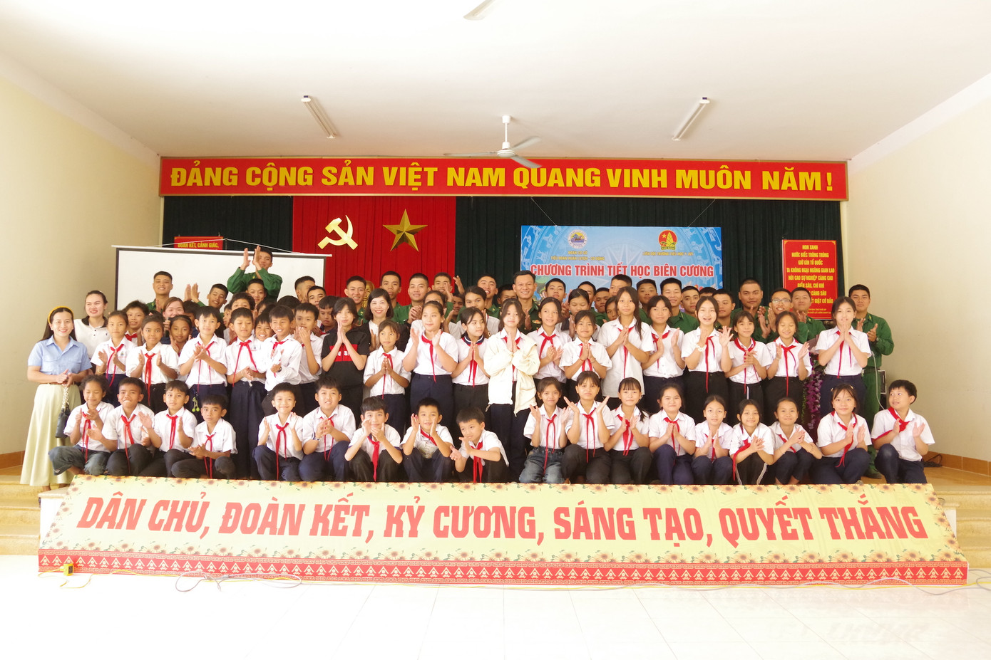 Qua đó, tăng cường tình đoàn kết, gắn bó máu thịt giữa Bộ đội Biên phòng với quần chúng nhân dân trên địa bàn, góp phần xây dựng nền biên phòng toàn dân ngày càng vững chắc.
