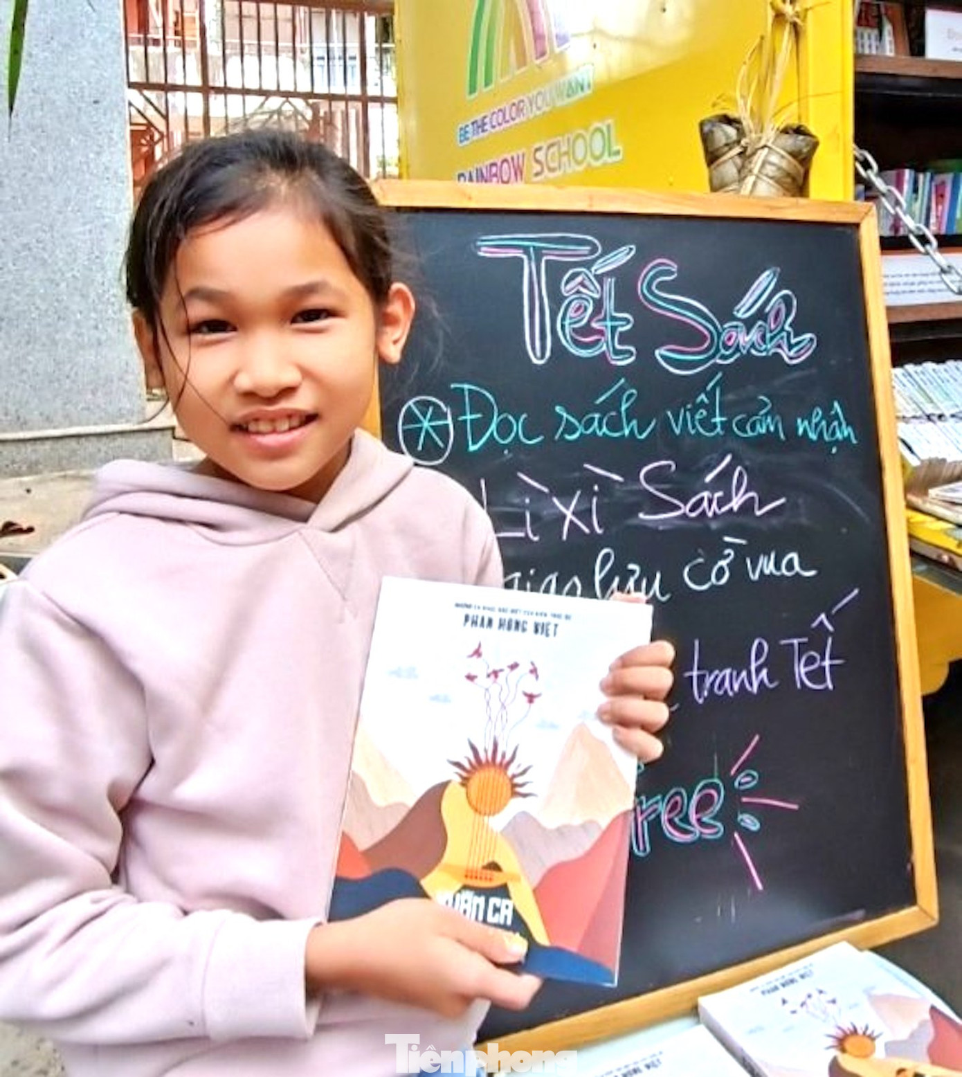 Các em sẽ nhận lì xì sách và viết cảm nhận