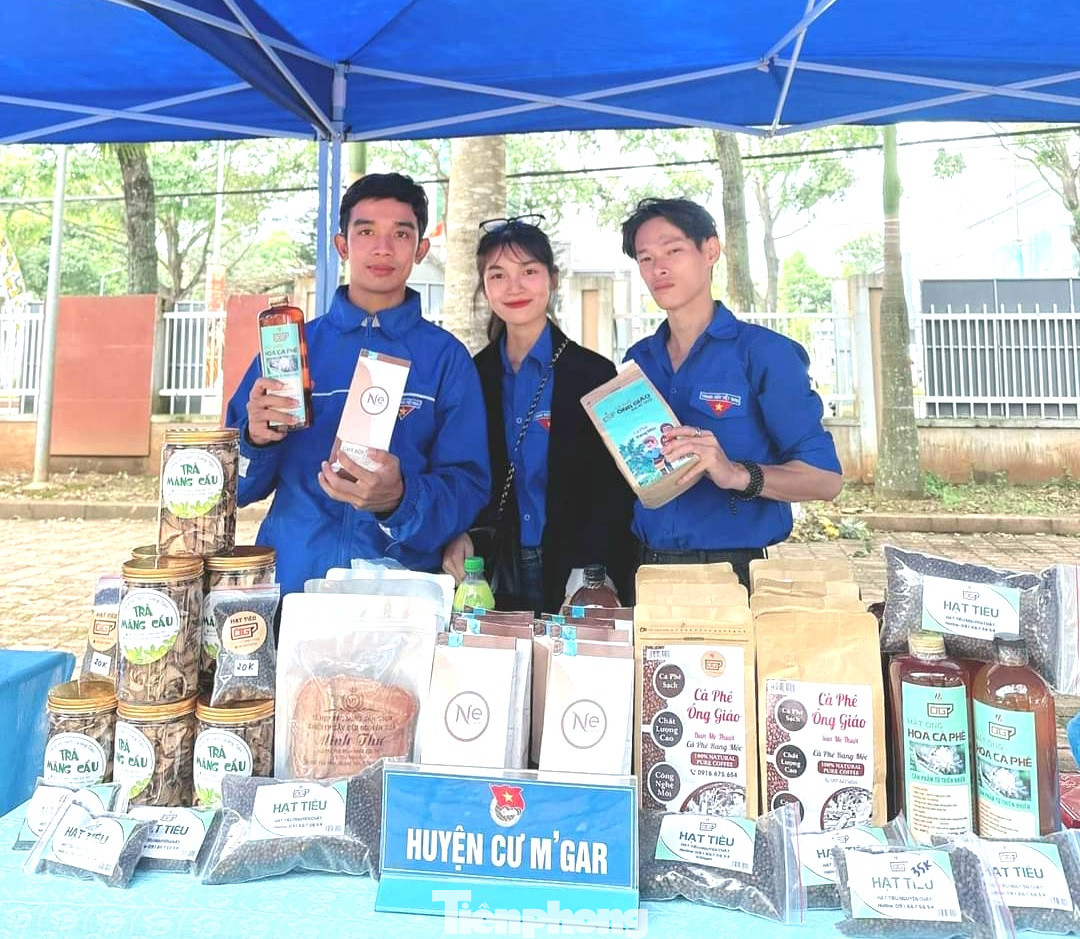 Nhiều sản phẩm của thanh niên được giới thiệu, trưng bày tại chương trình Nhiều sản phẩm của thanh niên được giới thiệu, trưng bày tại chương trình