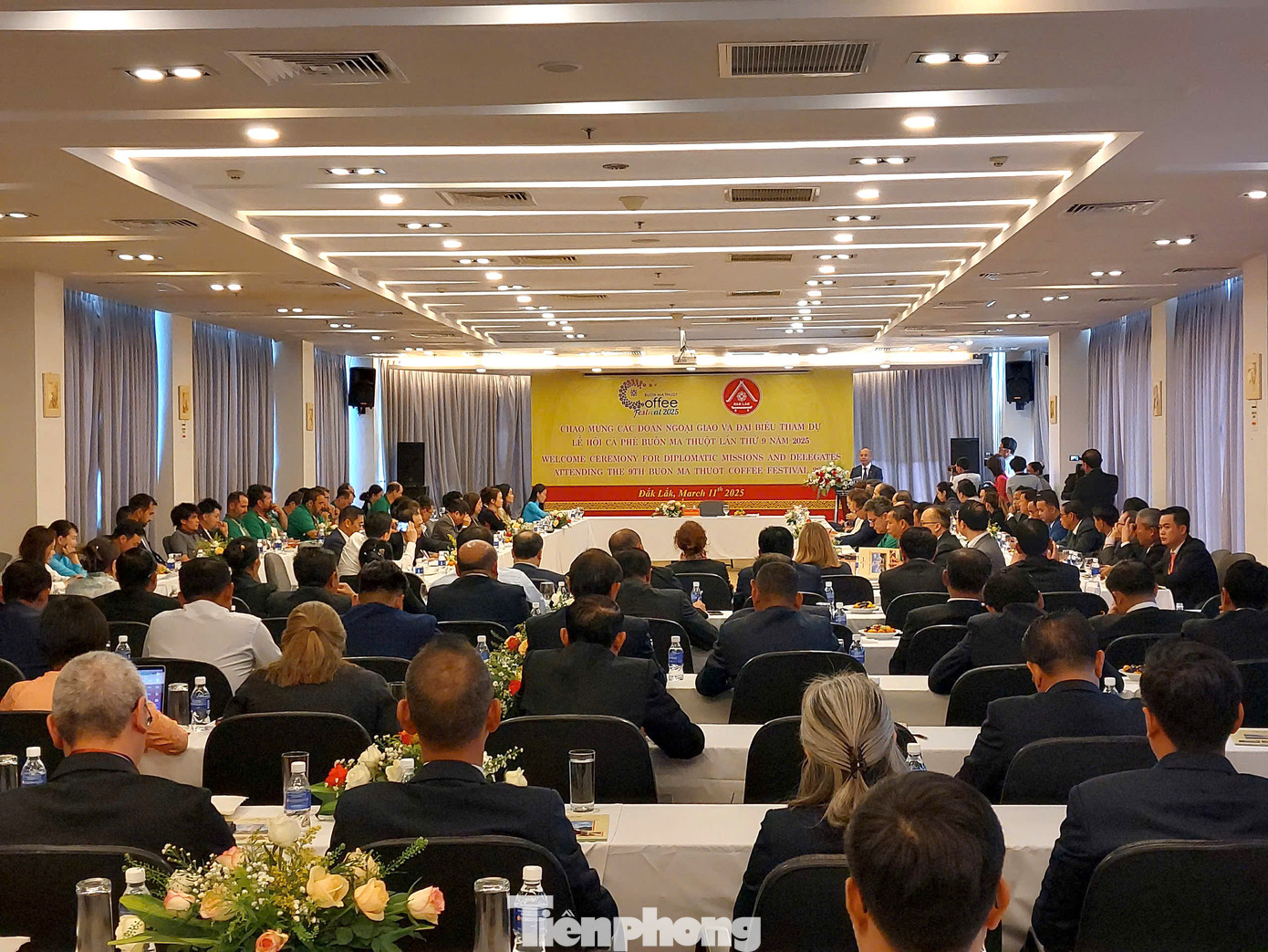 Tỉnh Đắk Lắk chào xã giao các đoàn khách quốc tế đến tham dự Lễ hội Cà phê Buôn Ma Thuột lần thứ 9