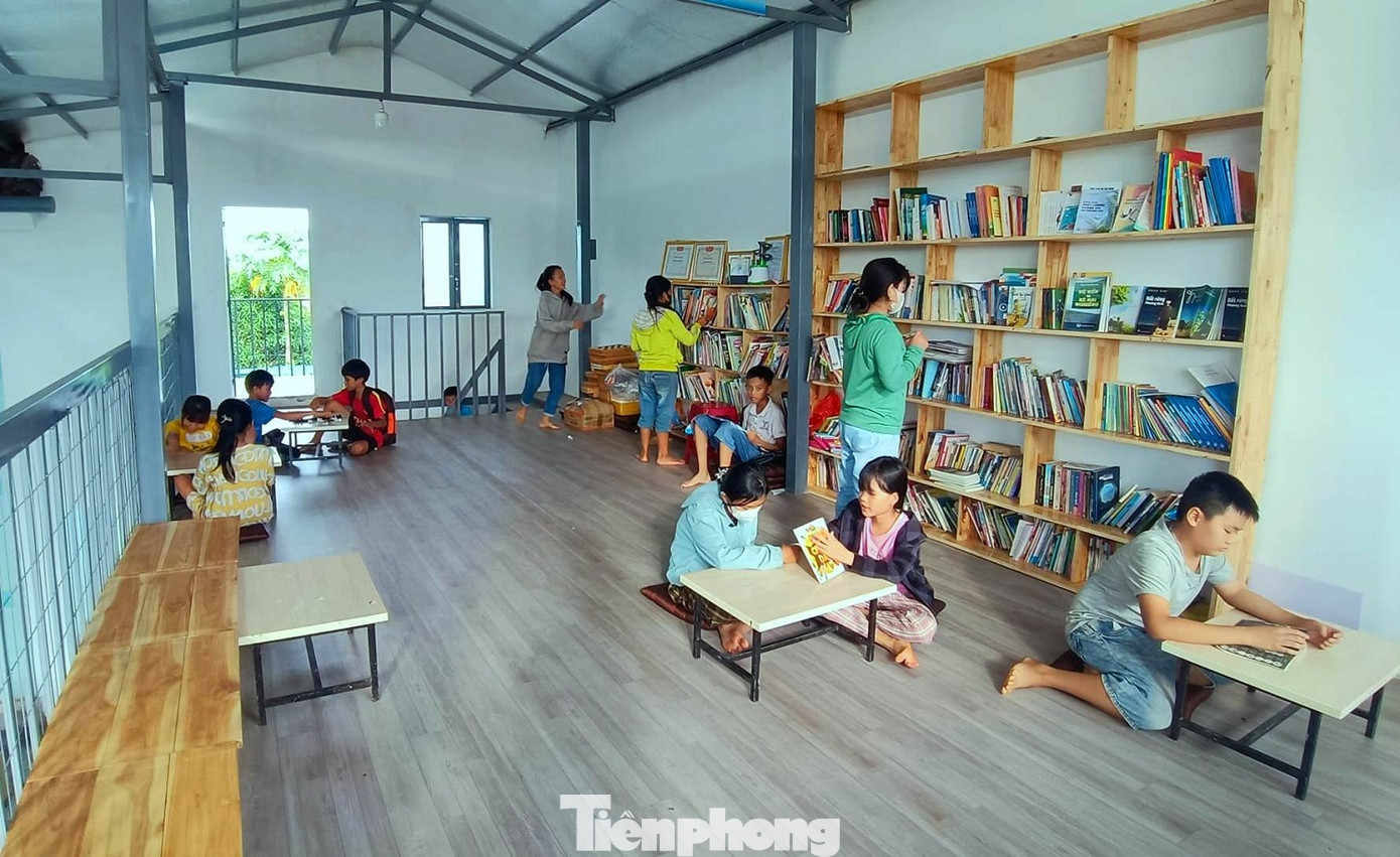 Nhiều học sinh vùng sâu huyện Cư M'gar yêu thích đọc sách