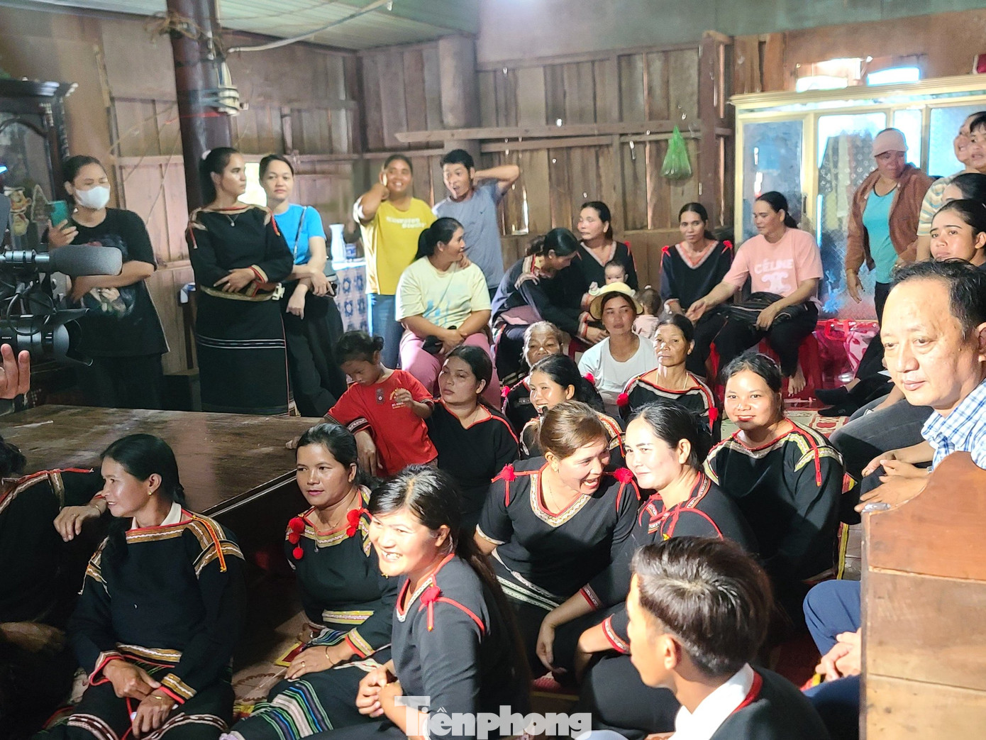 Lễ cúng sức khỏe là dịp thể hiện lòng tôn kính, hiếu thảo của con cháu đối với ông bà, cha mẹ. Đây cũng là dịp mọi người trong gia đình quây quần, thăm hỏi nhau. Qua đó, người Ê Đê cầu mong các đấng thần linh, ông bà tổ tiên che chở, phù hộ cho con cháu được khỏe mạnh, thành đạt.