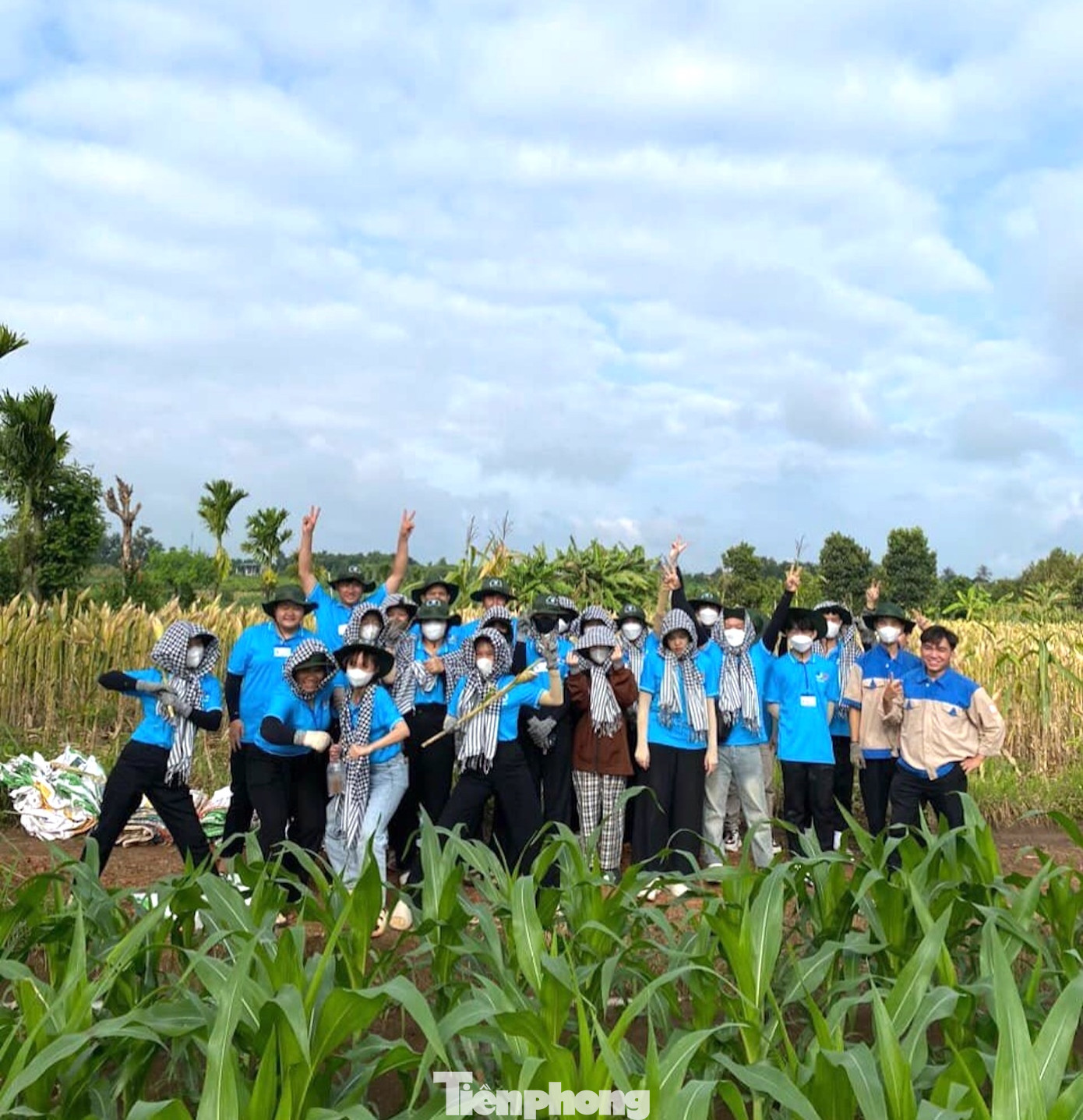 Đội hình thanh niên tình nguyện chiến dịch Mùa hè xanh tỉnh Đắk Lắk năm 2024 đã thực hiện nhiều chương trình, phần việc tại xã Ea Kuăng, huyện Krông Pắc.