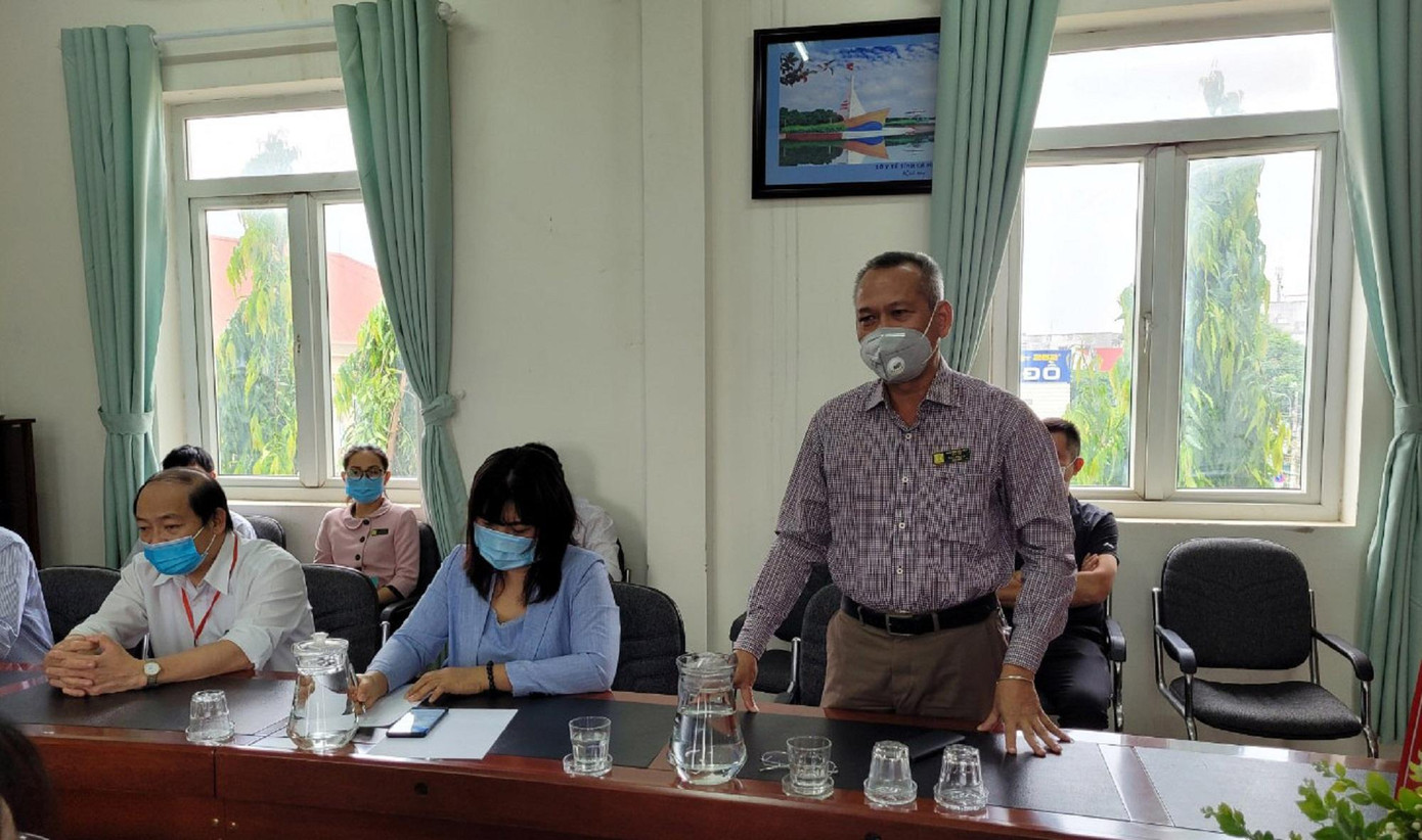 Ông Nay Phi La, giám đốc sở y tế phát biểu Ông Nay Phi La, giám đốc sở y tế phát biểu