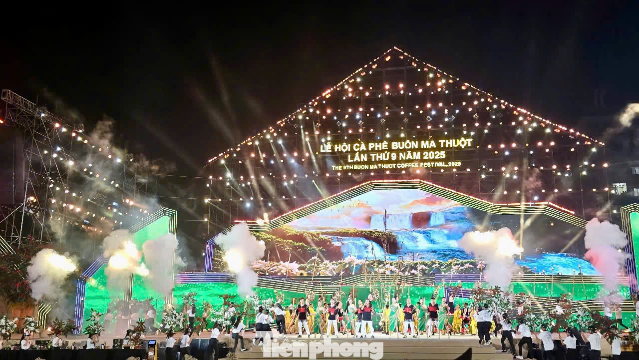 Chương trình nghệ thuật tại lễ khai mạc Chương trình nghệ thuật tại lễ khai mạc