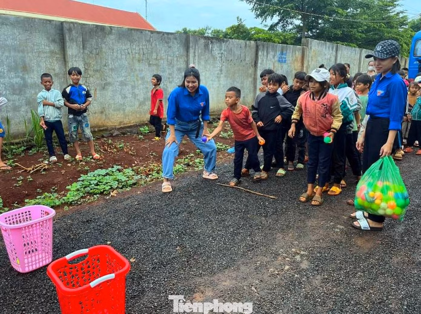 Nhiều chương trình ý nghĩa cho thiếu nhi ở các xã vùng sâu