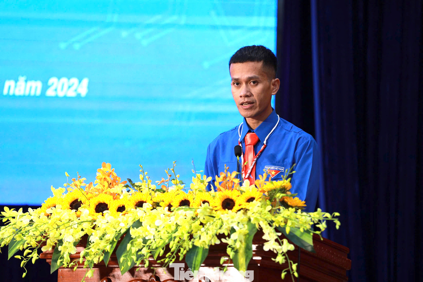 Anh Y Lê Pas Tơr - Ủy viên Ban Chấp hành Trung ương Đoàn, Phó Bí thư thường trực Tỉnh Đoàn, Chủ tịch Hội LHTN Việt Nam tỉnh Đắk Lắk khóa IX.