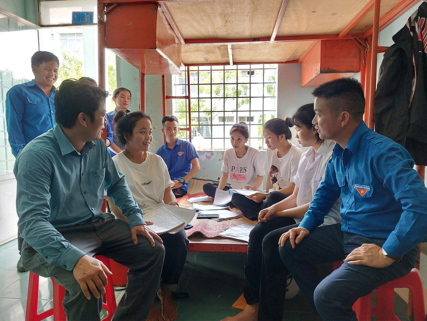 Anh Trần Doãn Tới động viên các thí sinh Anh Trần Doãn Tới động viên các thí sinh