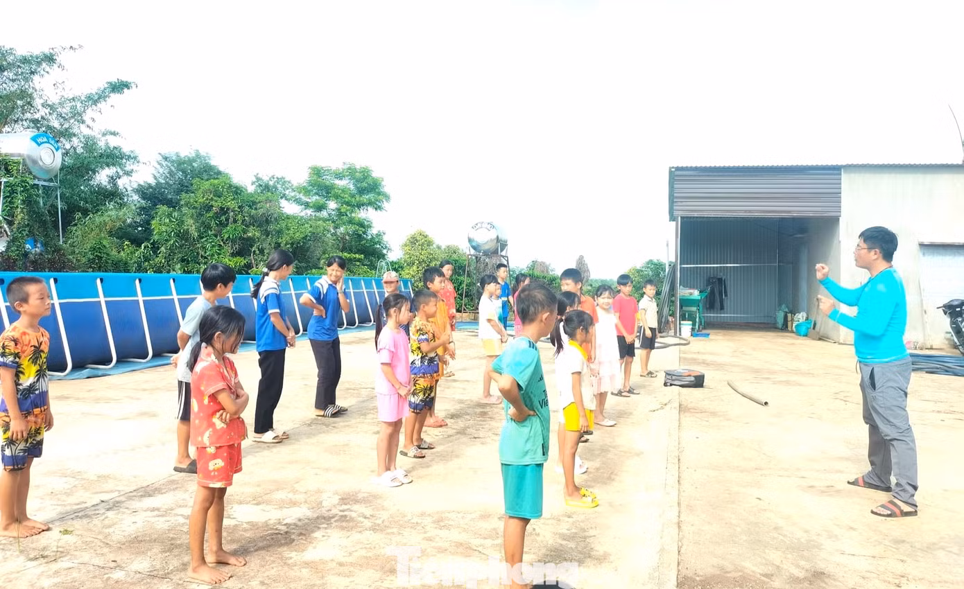 Qua đó, giúp các em nâng cao sức khỏe, thể chất, hoàn thiện kỹ năng phòng chống đuối nước. Bên cạnh đó, còn có nội dung hướng đến bậc phụ huynh cùng người dân. Cha mẹ học sinh tham gia tập huấn các kỹ năng phòng chống đuối nước, sơ cấp cứu cơ bản, xử lý đuối nước, giúp giảm thiểu tai nạn thương tích có thể xảy ra.