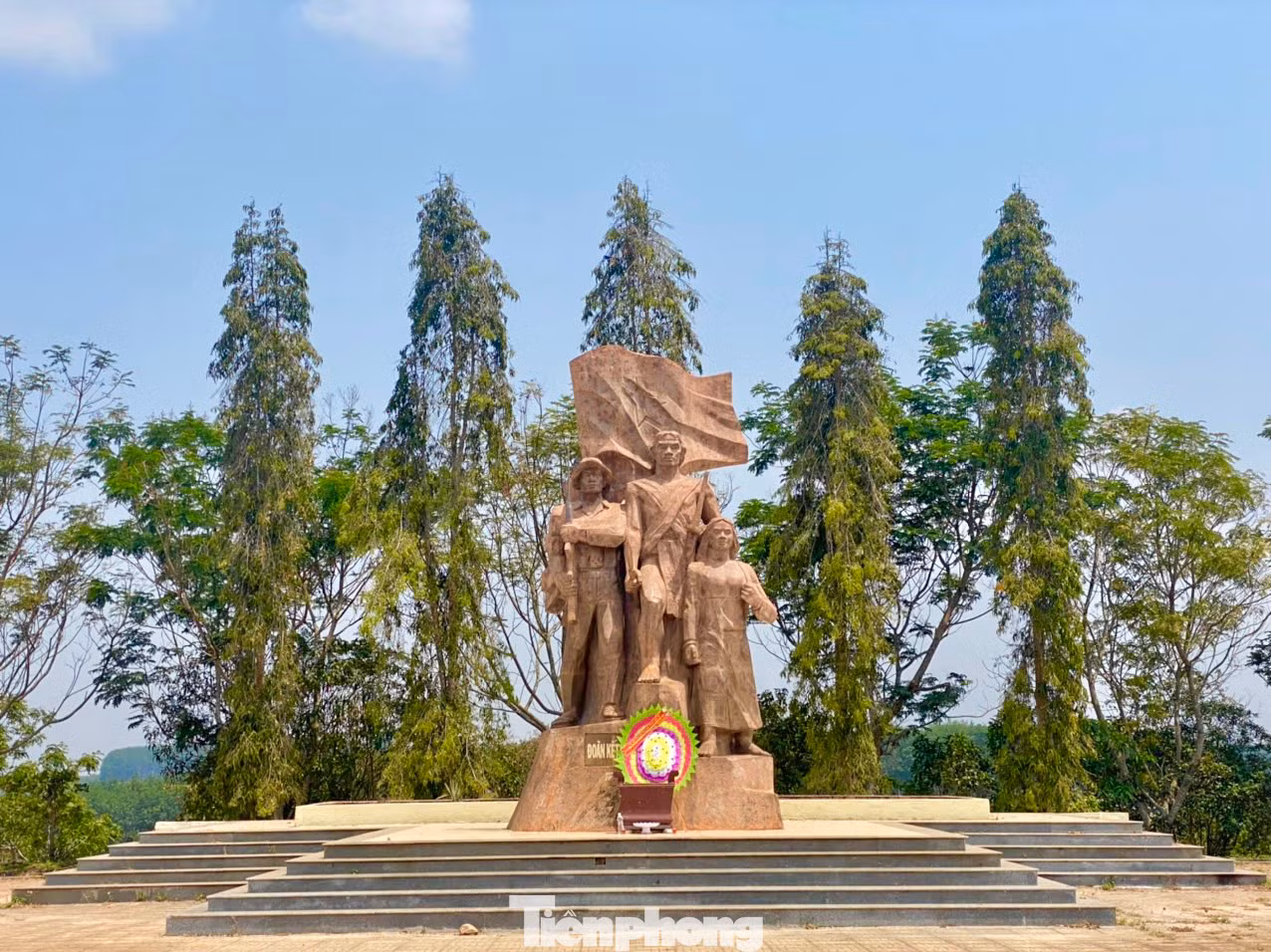 Di tích lịch sử Khu căn cứ kháng chiến B4 - Liên tỉnh IV Di tích lịch sử Khu căn cứ kháng chiến B4 - Liên tỉnh IV