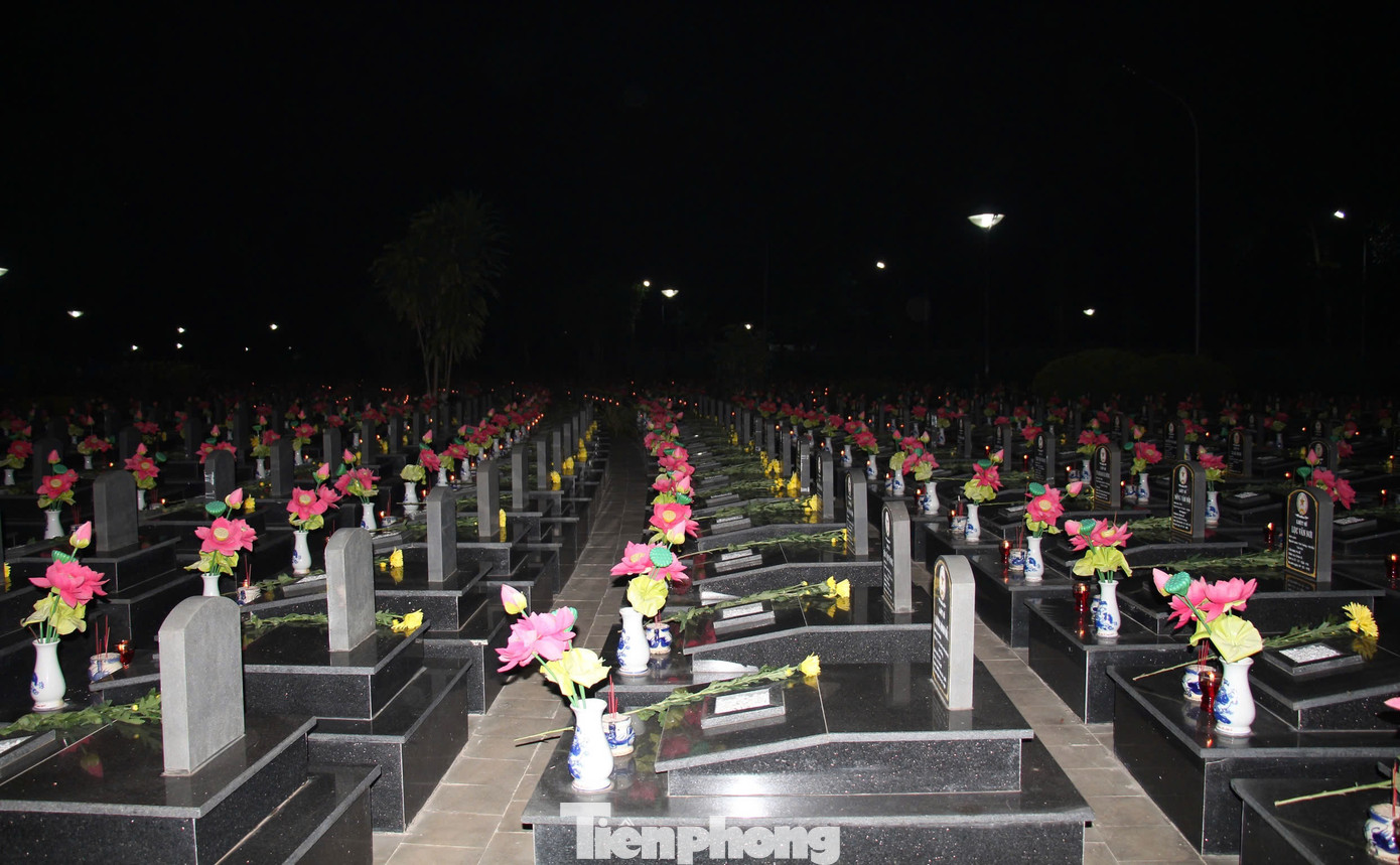 Nghĩa trang Liệt sĩ tỉnh hiện là nơi yên nghỉ của trên 2.300 chiến sĩ, tử sĩ đã chiến đấu và anh dũng hy sinh cho độc lập tự do của dân tộc và nghĩa vụ quốc tế cao cả.