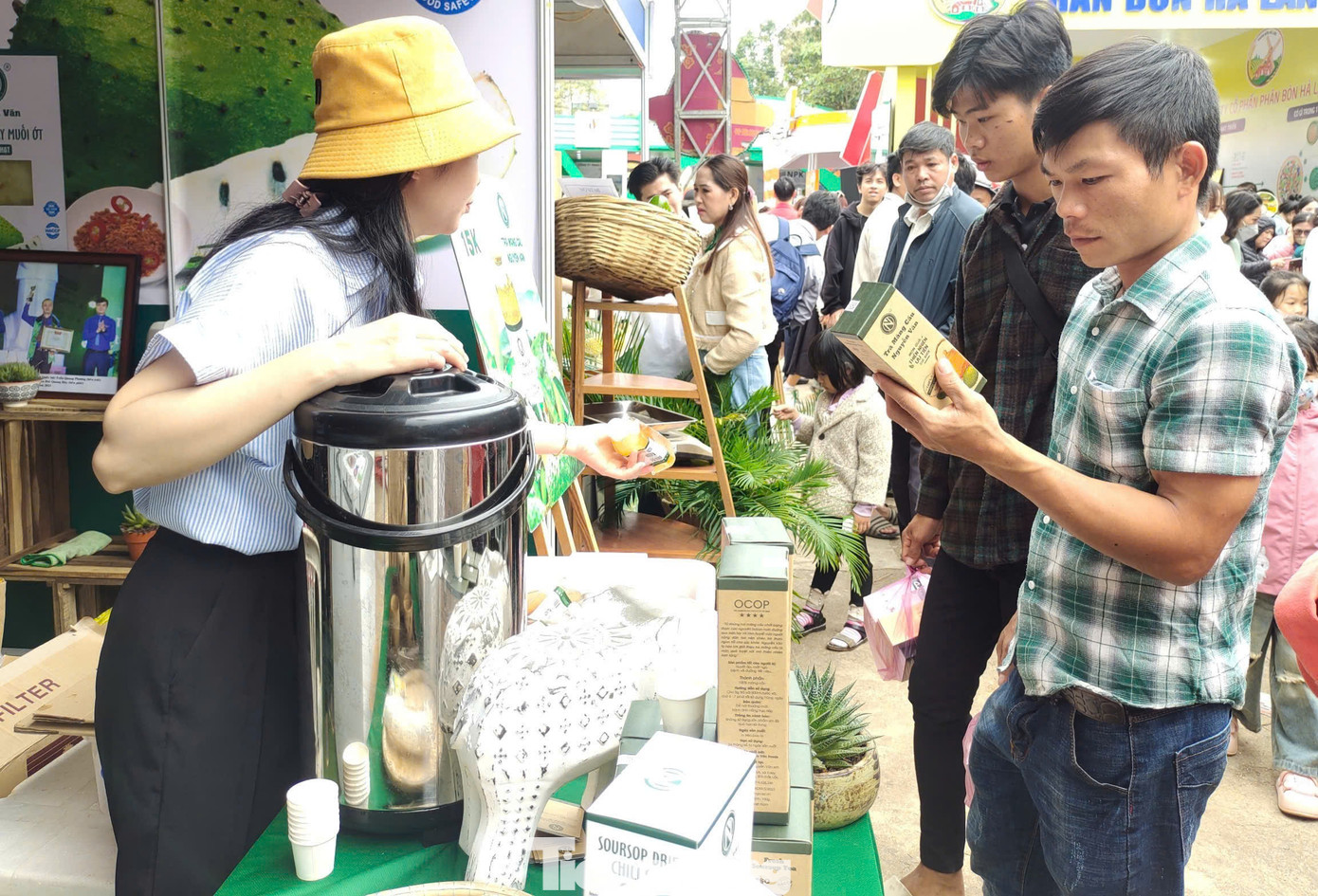 Đây là dịp để các doanh nghiệp quảng bá thương hiệu, giới thiệu sản phẩm và mở rộng thị trường, góp phần nâng cao giá trị xuất khẩu cà phê.