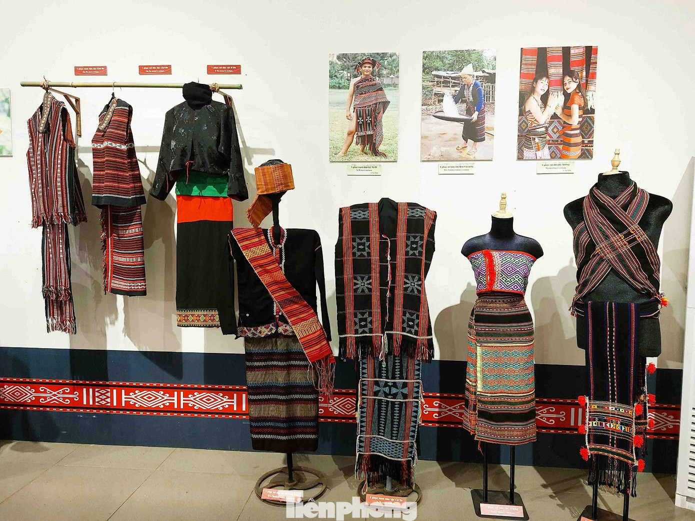 Trang phục của dân tộc Vân Kiều, Cơ Tu, Xiêng