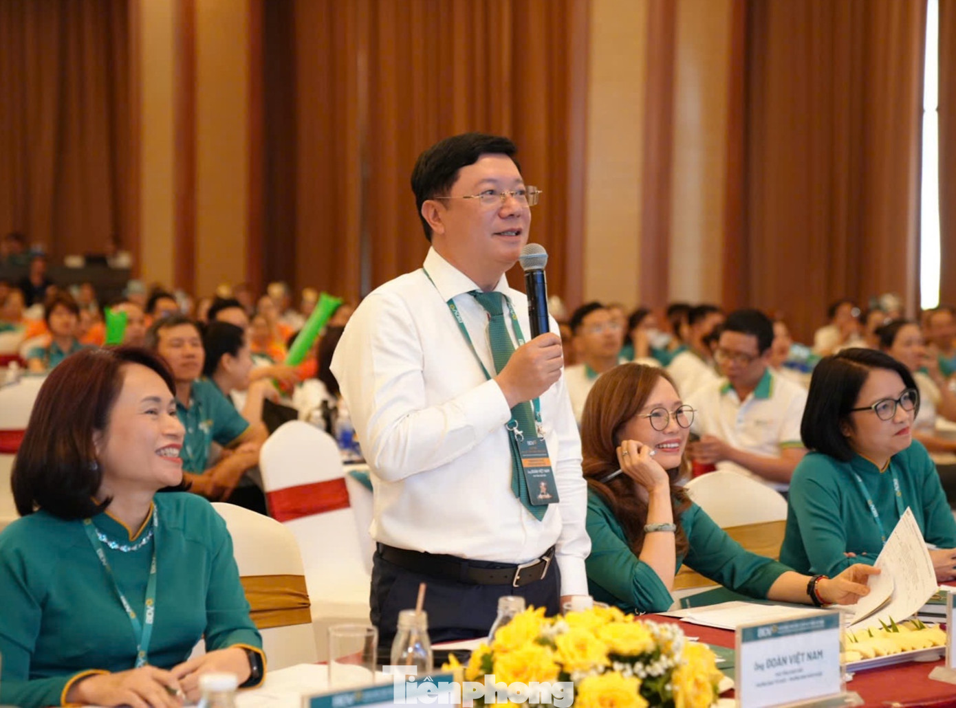 Ông Đoàn Việt Nam, Phó Tổng giám đốc, Trưởng ban tổ chức hội thi Đại sứ văn hóa BIDV - vòng thi khu vực Tây Nguyên và Nam Trung Bộ Ông Đoàn Việt Nam, Phó Tổng giám đốc, Trưởng ban tổ chức hội thi Đại sứ văn hóa BIDV - vòng thi khu vực Tây Nguyên và Nam Trung Bộ