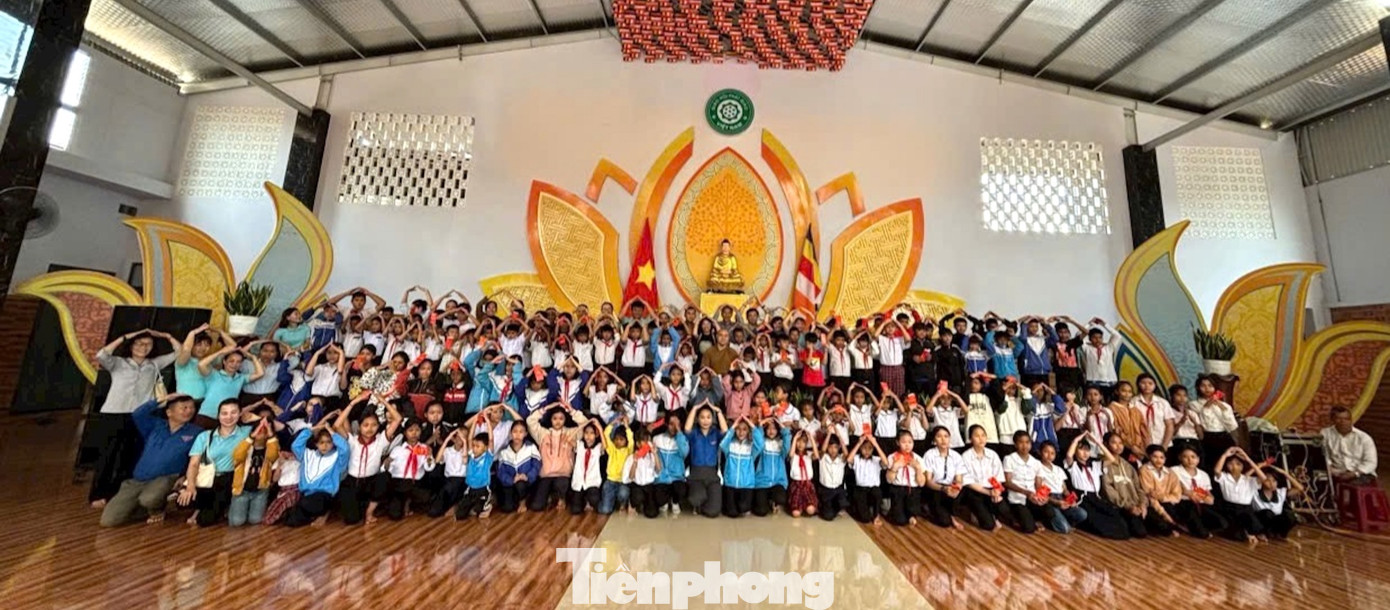 Mỗi tháng, mỗi em được nhận từ 300.000-500.000 đồng, tuỳ vào hoàn cảnh gia đình từng em. Đến nay nguồn quỹ hỗ trợ thường xuyên và cố định cho 191 em. Qua đó, góp phần tiếp sức cho các em tiếp tục đến trường để thực hiện ước mơ của mình.