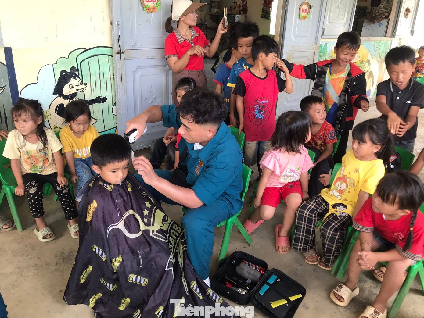 Chiến dịch đặt ra 12 chỉ tiêu trọng tâm về nhiều nội dung, trong đó có bảo vệ môi trường, phòng chống tai nạn thương tích cho trẻ... Ảnh: TĐBG, TĐ Lâm Đồng, Nguyễn Thảo