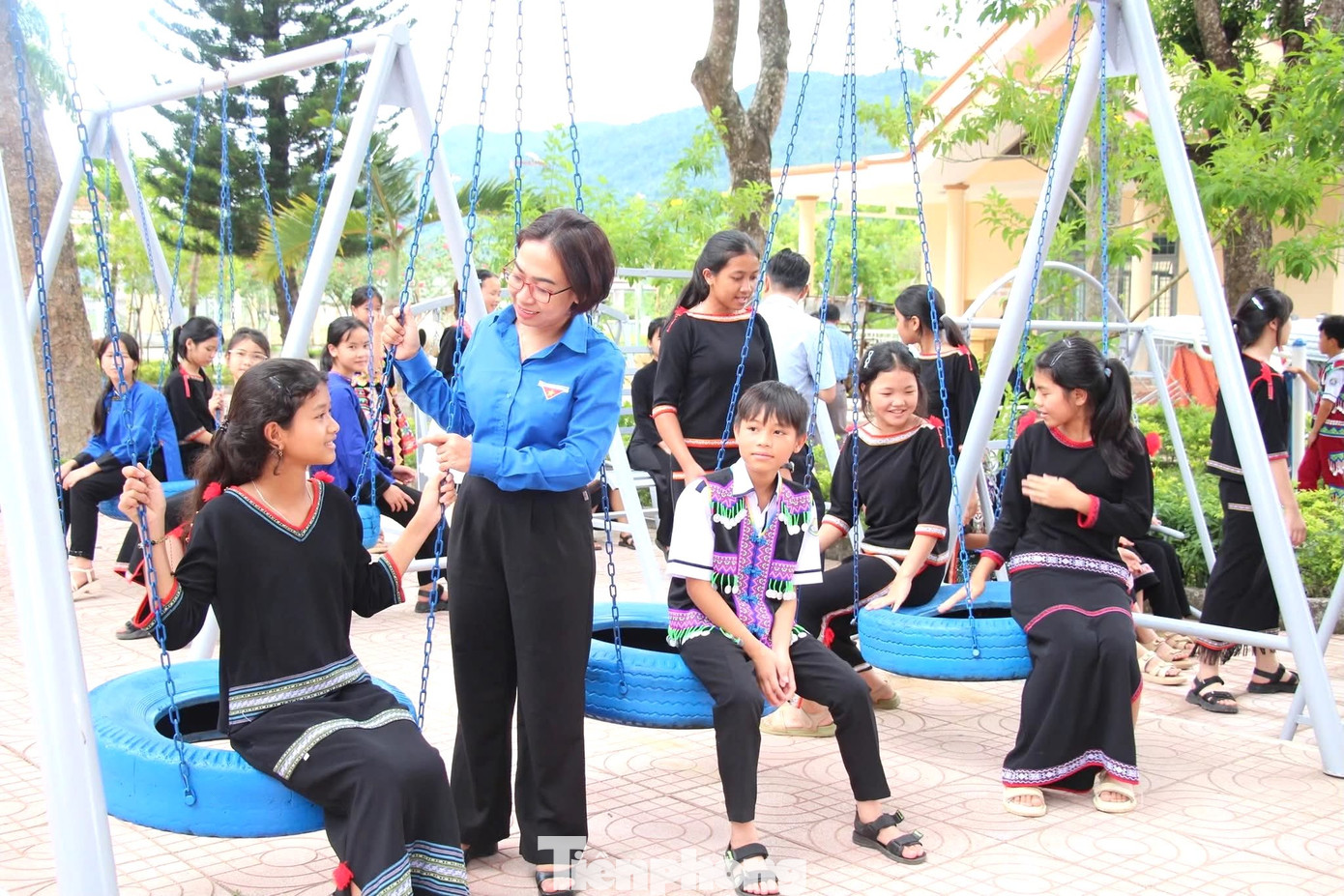 Ngày 25/5, tại huyện M’Đrắk, Tỉnh Đoàn Đắk Lắk tổ chức Lễ ra quân Chiến dịch Thanh niên tình nguyện hè và ngày chủ nhật xanh lần thứ II năm 2025.