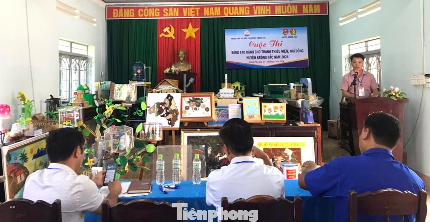 Tại cuộc thi sáng tạo thanh thiếu niên – nhi đồng huyện Krông Pắc năm 2024 vừa qua, có 45 mô hình, sản phẩm khoa học của 35 đơn vị trường học trên địa bàn huyện tham gia.