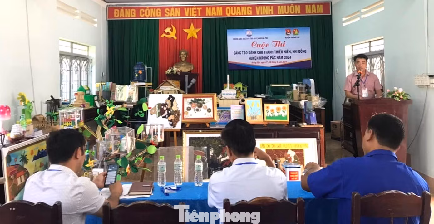 Tại cuộc thi sáng tạo thanh thiếu niên – nhi đồng huyện Krông Pắc năm 2024 vừa qua, có 45 mô hình, sản phẩm khoa học của 35 đơn vị trường học trên địa bàn huyện tham gia.