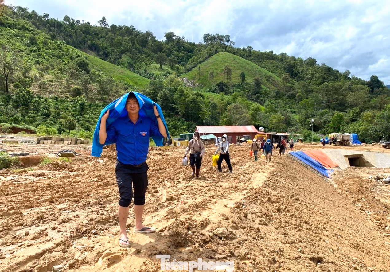 Thông qua các hoạt động, chiến sĩ “Hoa phượng đỏ” có cơ hội trải nghiệm, từng bước hoàn thiện bản thân, rèn kỹ năng, tích luỹ kinh nghiệm, trở thành những hạt nhân lan tỏa các giá trị tốt đẹp trong cộng đồng.