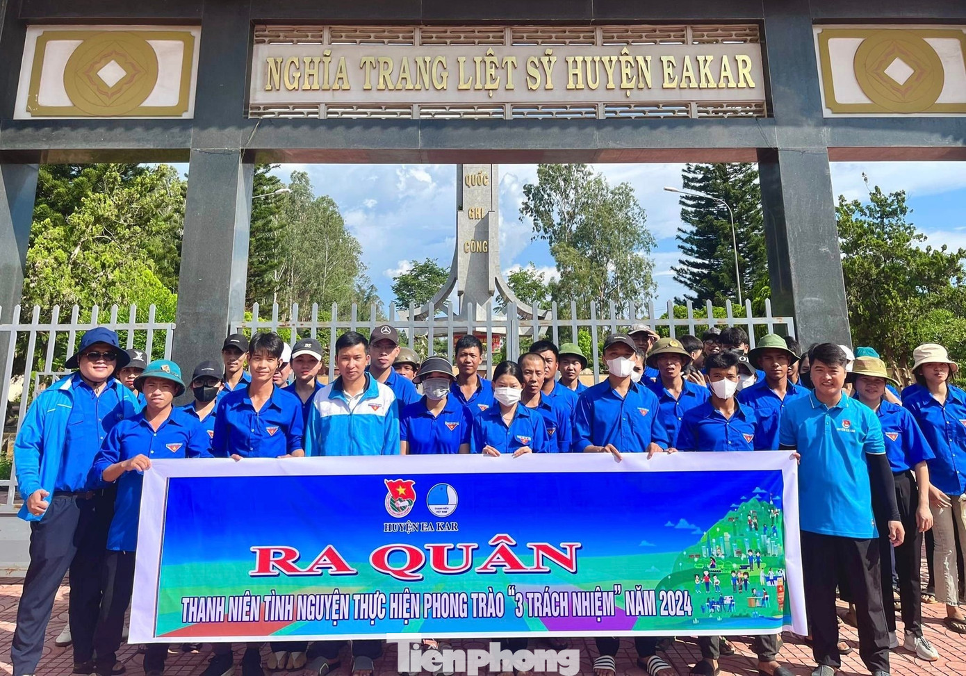 Bên cạnh đó, phổ biến kiến thức pháp luật, chuyển giao tiến bộ khoa học kỹ thuật cho người dân; hoạt động chăm sóc, giáo dục thiếu niên, nhi đồng; đảm nhận thực hiện các công trình, phần việc thanh niên...