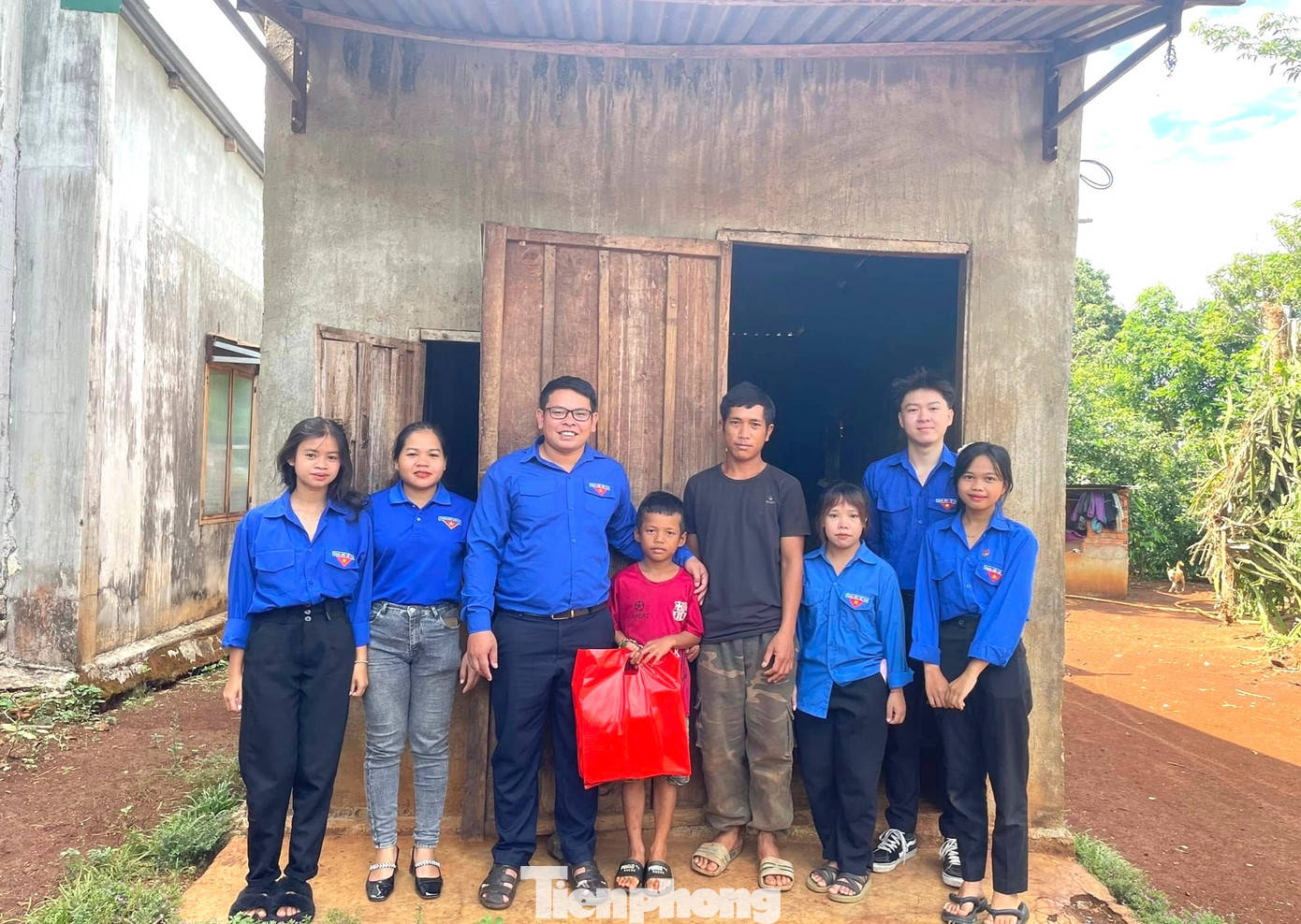 Các cơ sở đoàn tổ chức nhiều chương trình, hoạt động hướng về thiếu nhi khó khăn Các cơ sở đoàn tổ chức nhiều chương trình, hoạt động hướng về thiếu nhi khó khăn