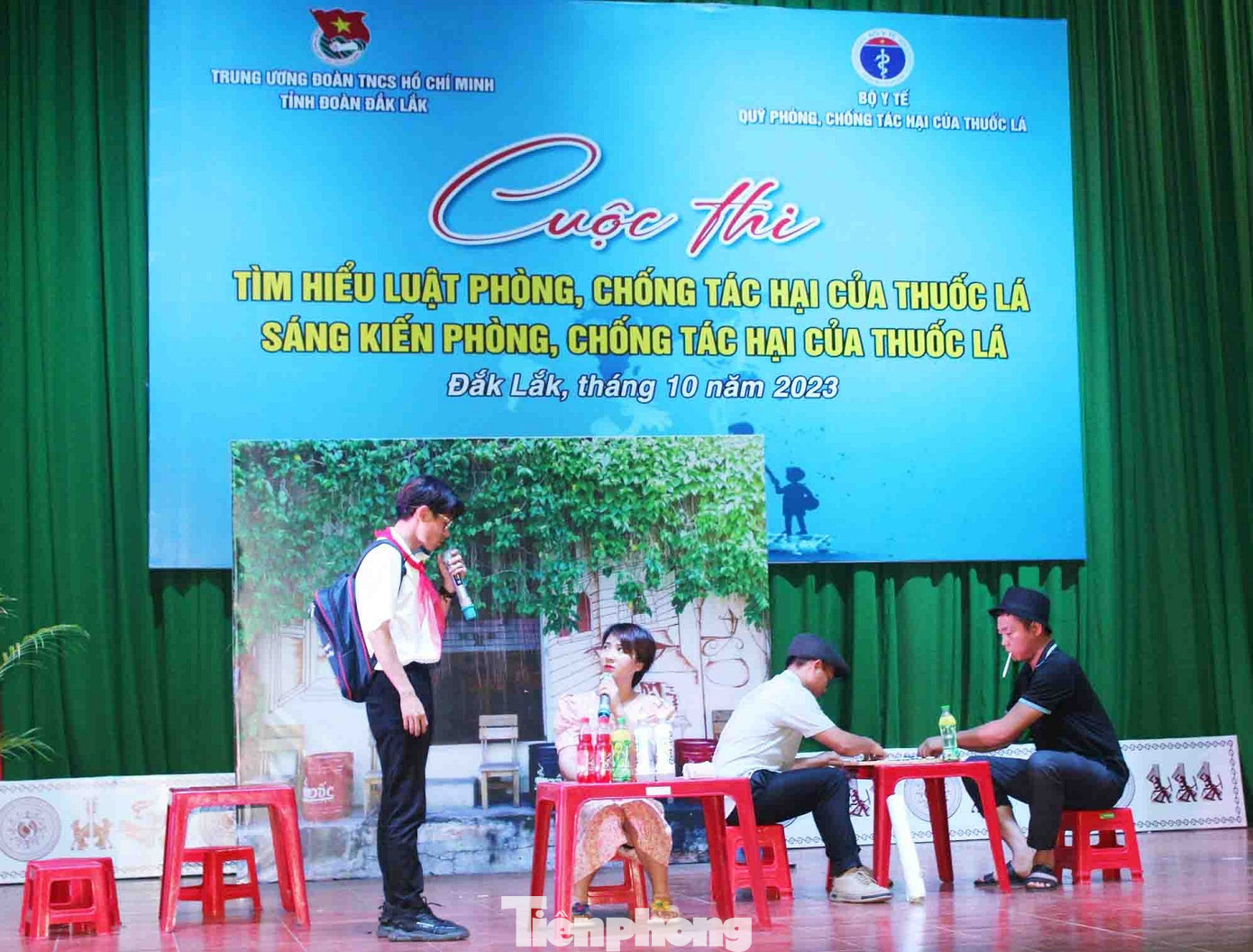 Đội thị trấn Quảng Phú tham gia tiểu phẩm tuyên truyền Đội thị trấn Quảng Phú tham gia tiểu phẩm tuyên truyền