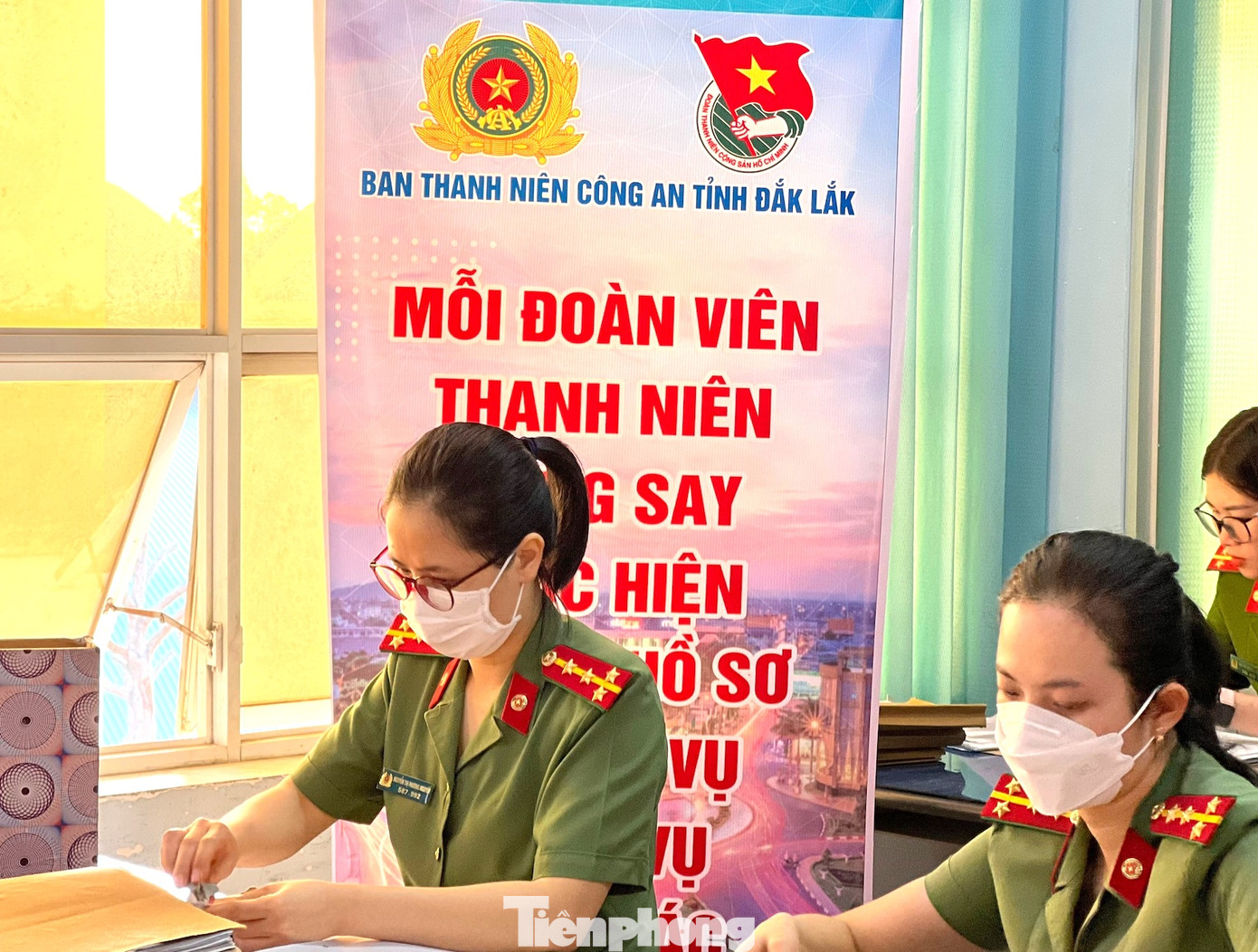 Mỗi ca làm việc sẽ gồm 30 đoàn viên thanh niên tham gia