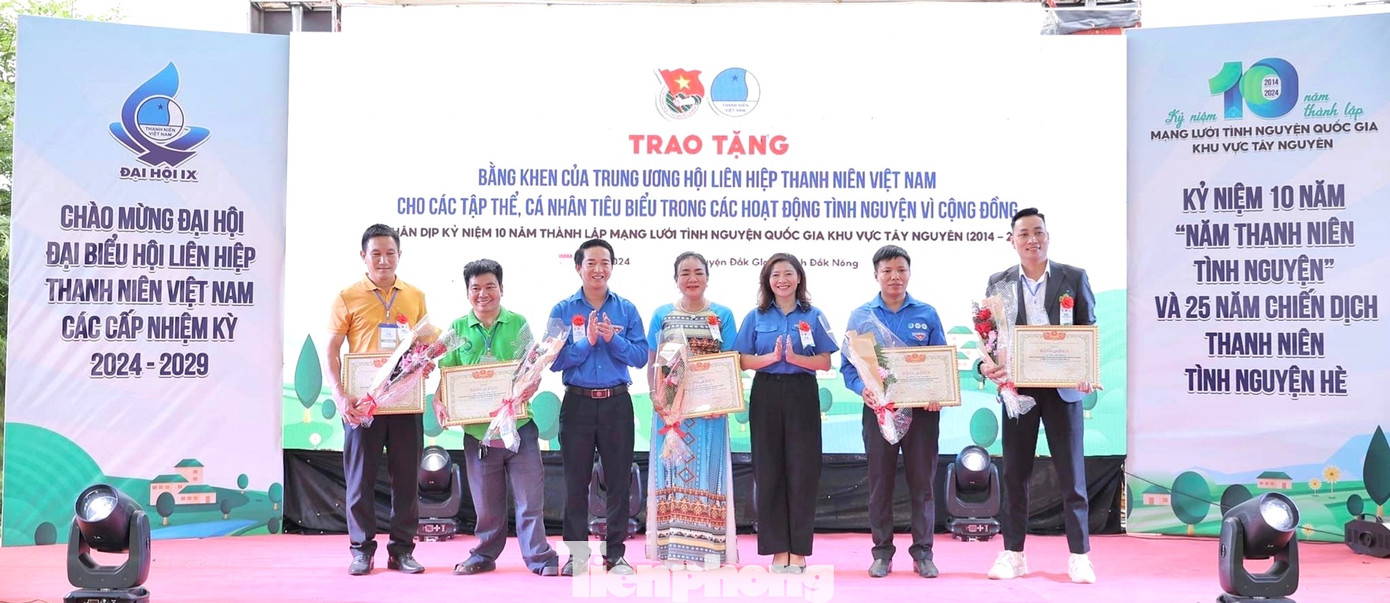 Mới đây, chương trình kỷ niệm 10 năm thành lập Mạng lưới tình nguyện quốc gia khu vực Tây Nguyên, với sự chỉ đạo của Trung tâm Tình nguyện Quốc gia (Trung ương Đoàn TNCS Hồ Chí Minh) đã diễn ra nhiều chuỗi hoạt động ý nghĩa.