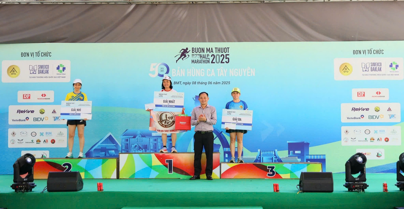 Kết thúc giải chạy, Ban tổ chức đã trao 52 giải thưởng cho vận động viên đạt giải ở từng nội dung thi đấu và nhóm giải theo độ tuổi.