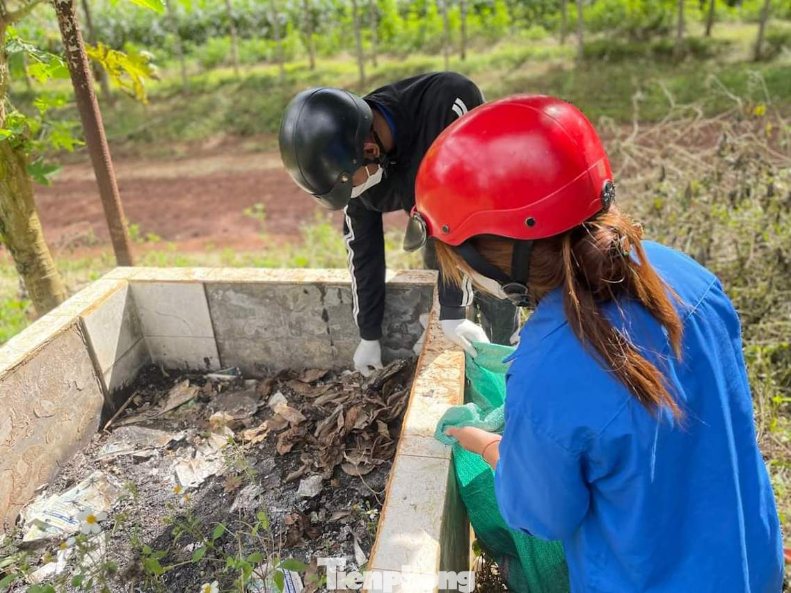 Huyện Cư Mgar triển khai hai mô hình nhằm giảm thiểu rác thải nhựa Huyện Cư Mgar triển khai hai mô hình nhằm giảm thiểu rác thải nhựa