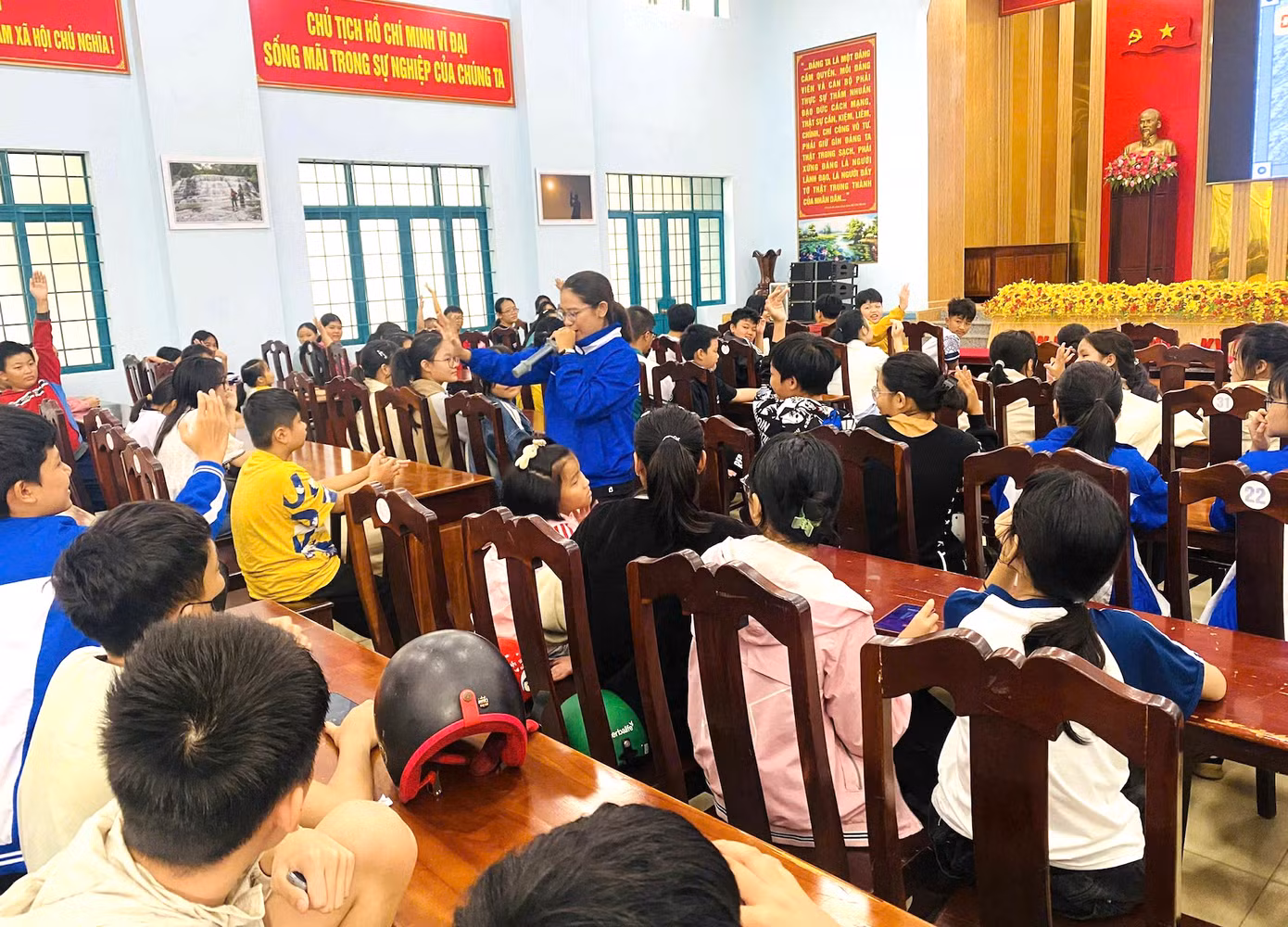 Đoàn Phường Ea Kao tổ chức đa dạng các hoạt động sinh hoạt hè cho thanh thiếu nhi.